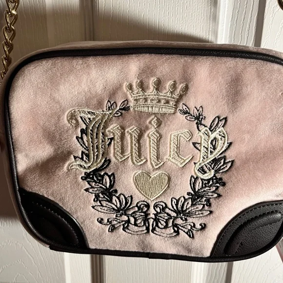 NWT Juicy Couture Velour Heritage Crossbody Bag Dusty Blush Pink Logo - Picture 3 of 9